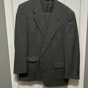 Full Men’s suit Hart Schaffer & Marx